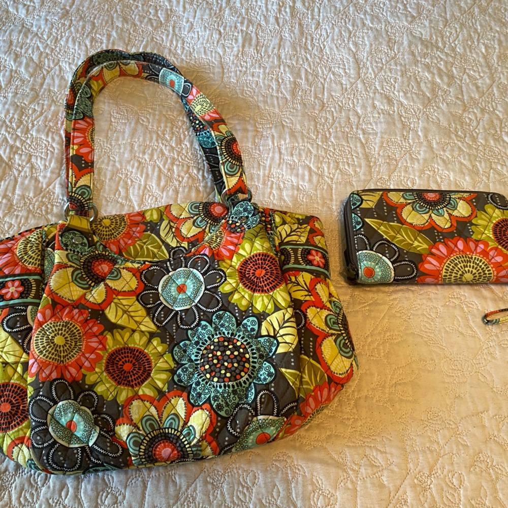 Vera Bradley Glenna Shoulder Bag & Matching Wallet